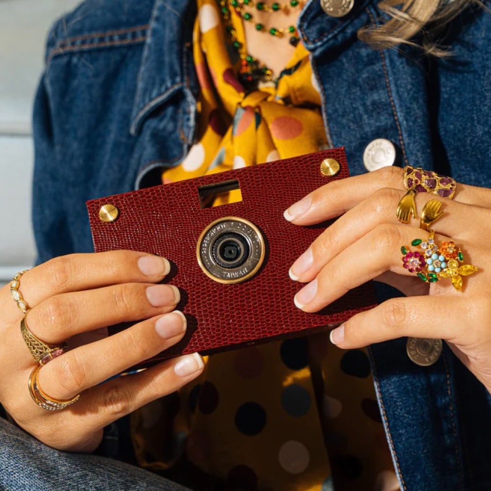 Coffret appareil photo - Coque texture cuir - Rouge bordeaux